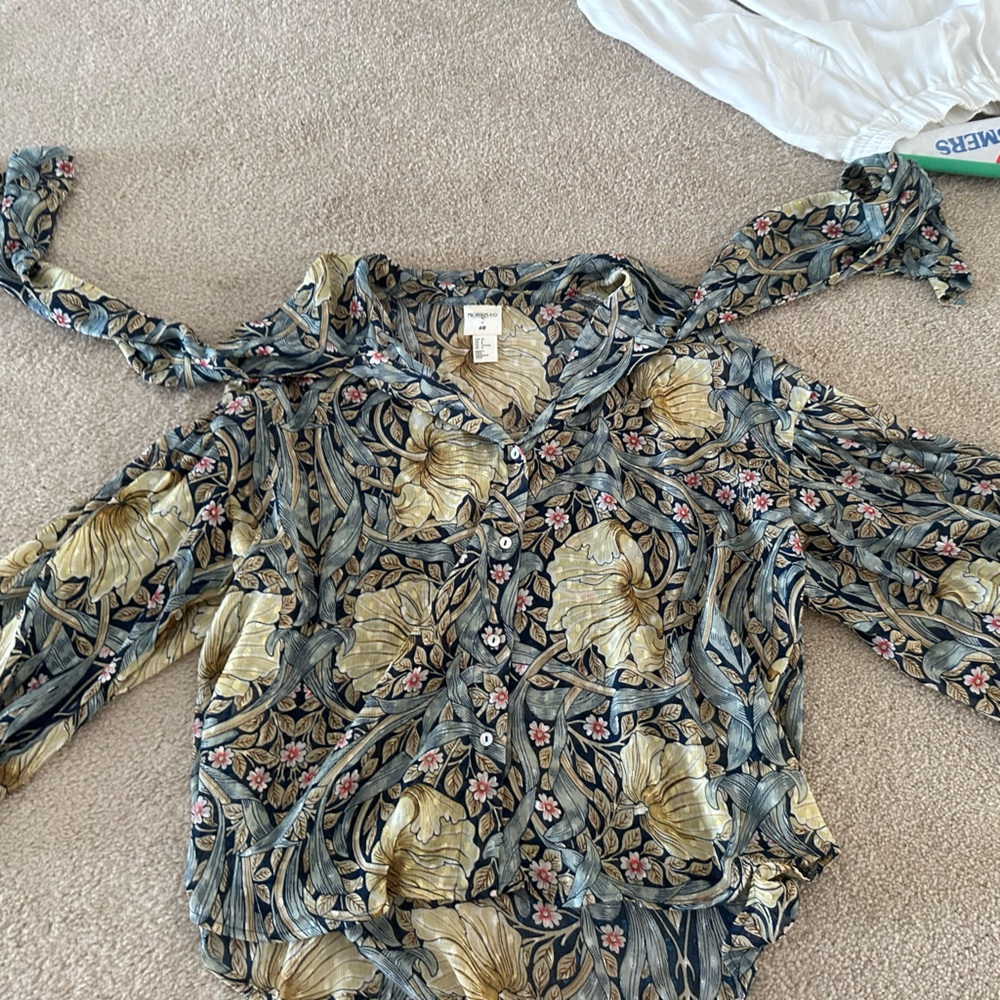 Floral blouse